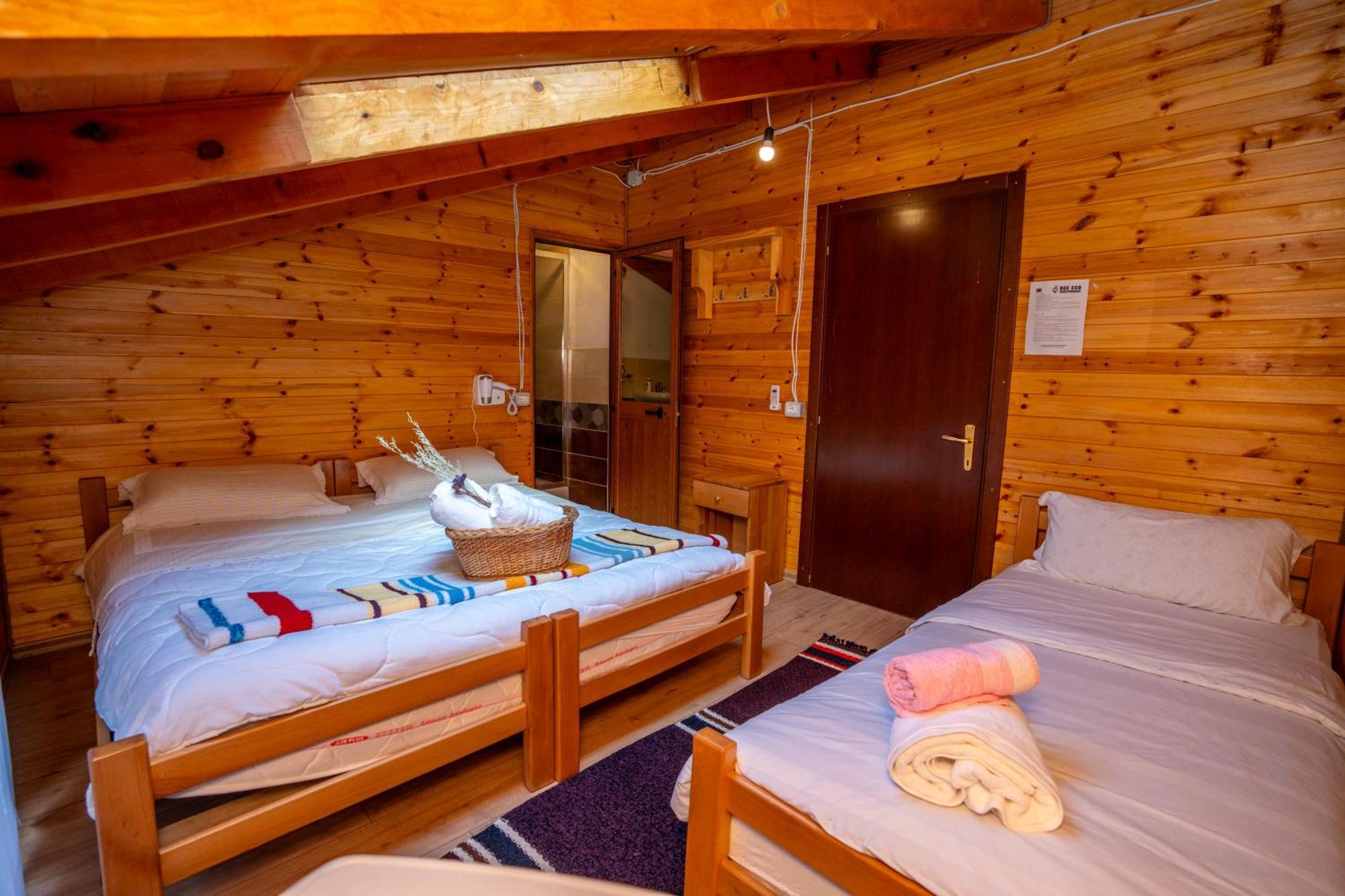 Bee Eco Guest House Moll' e Shoshit Zewnętrze zdjęcie