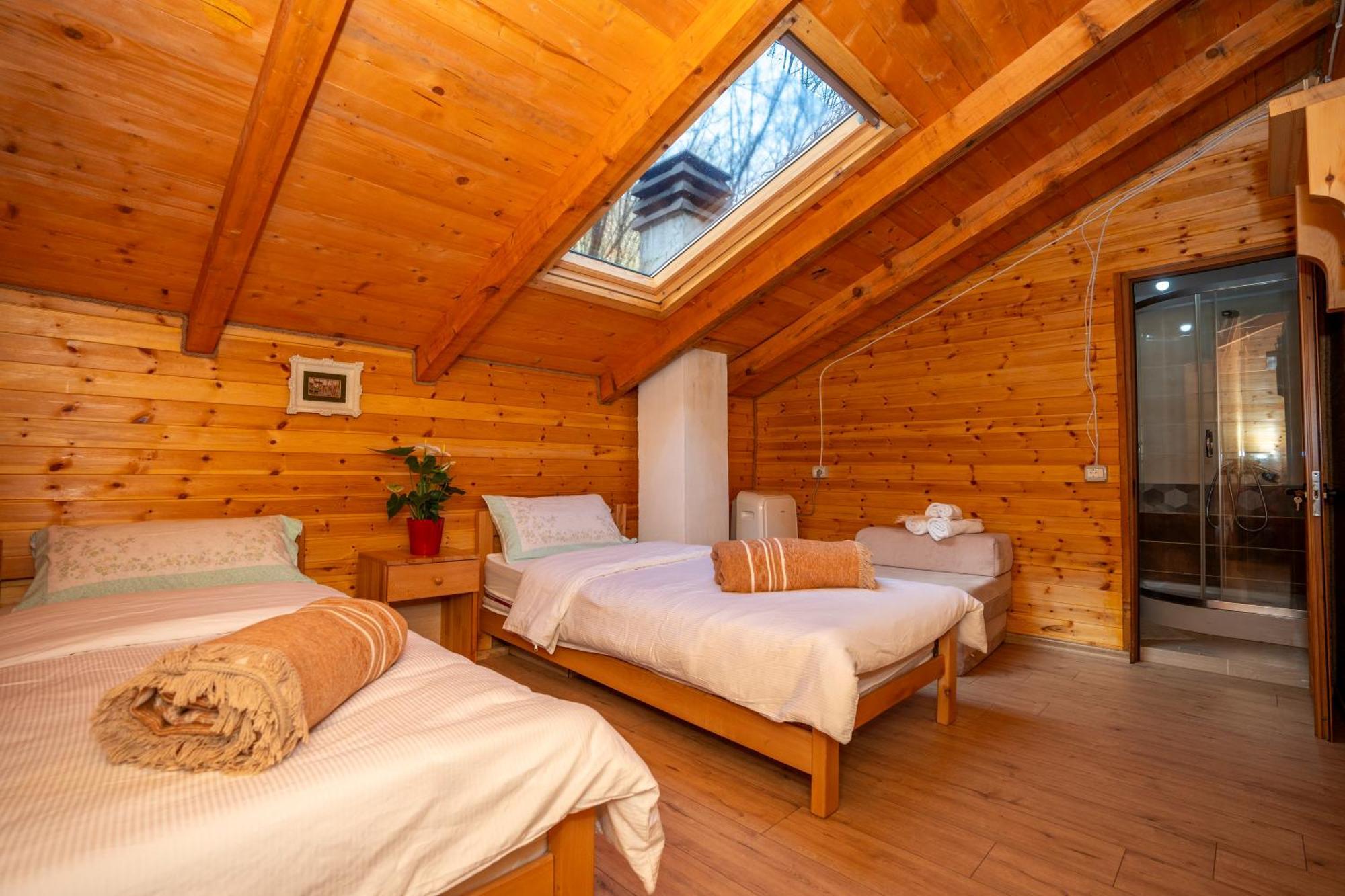 Bee Eco Guest House Moll' e Shoshit Zewnętrze zdjęcie