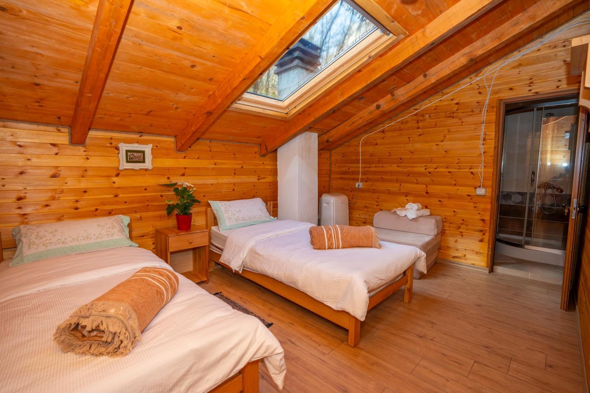 Bee Eco Guest House Moll' e Shoshit Zewnętrze zdjęcie