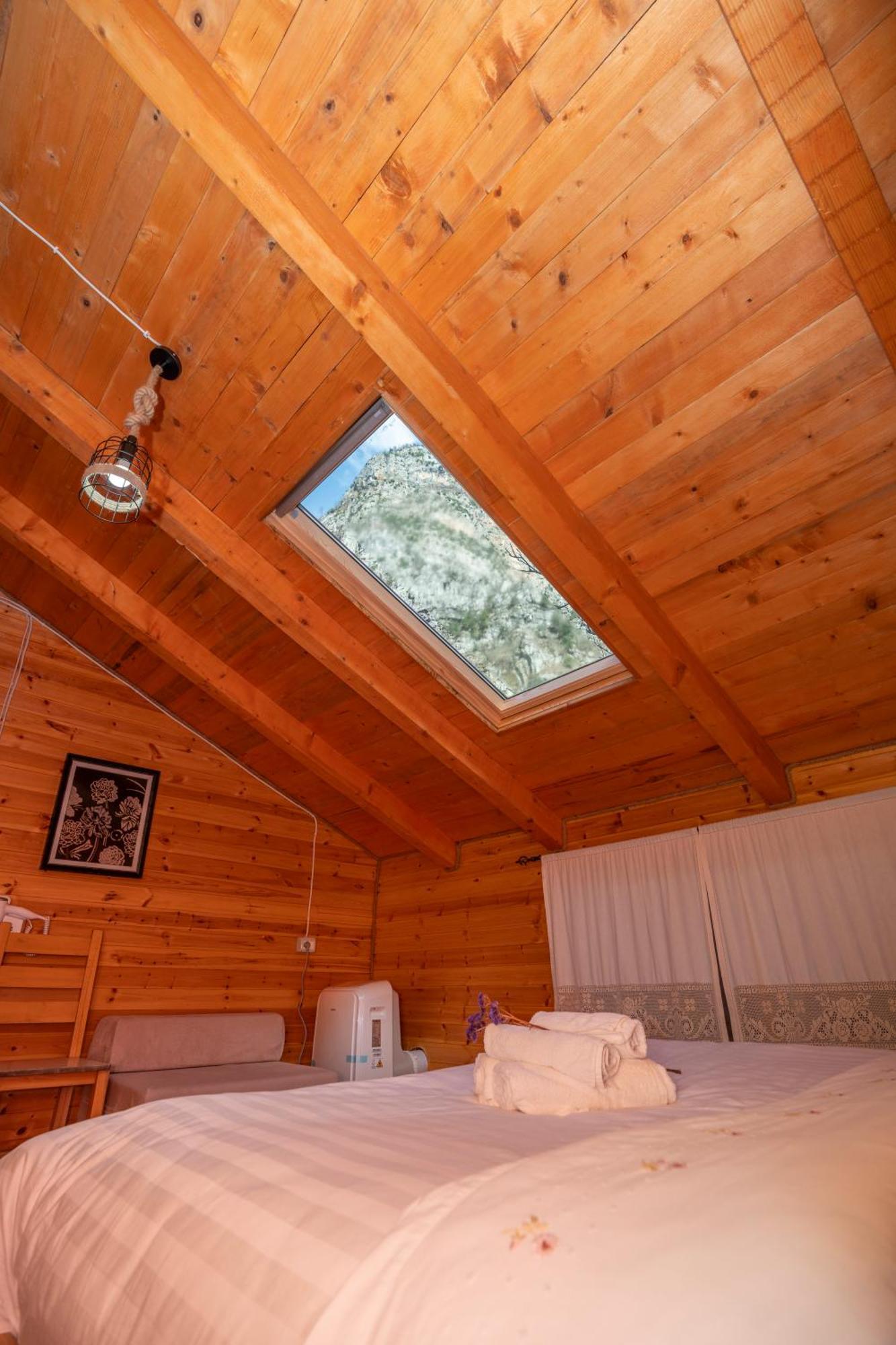 Bee Eco Guest House Moll' e Shoshit Zewnętrze zdjęcie